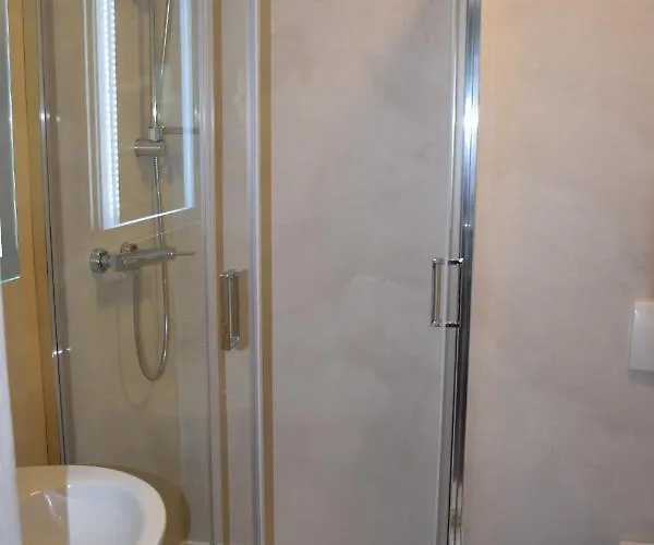 Select Szálloda 3*