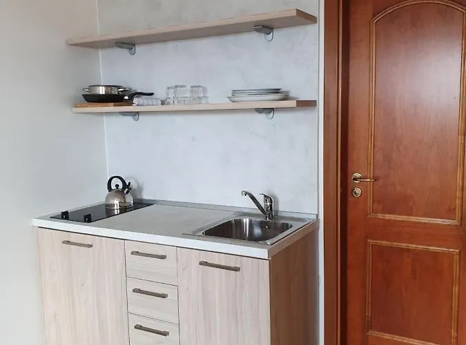 Select Szálloda 3*