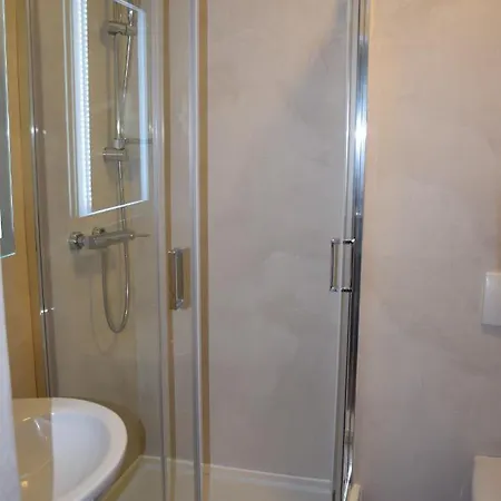 Select Hotel 3*
