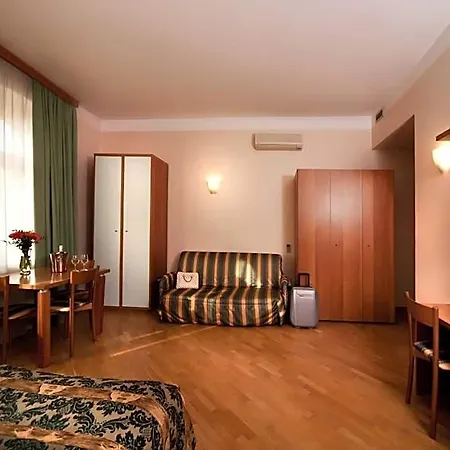 Select Hotel Praga