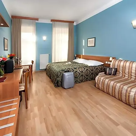 Hotel Select 3*