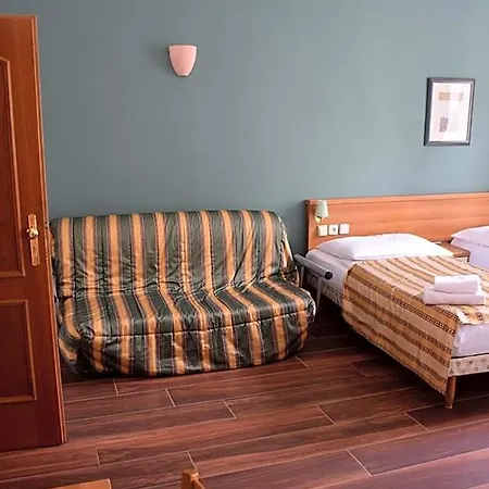 Select 3* Prag