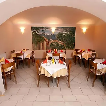 Hotel Select 3*