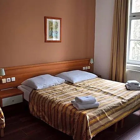 Hotel Select 3*