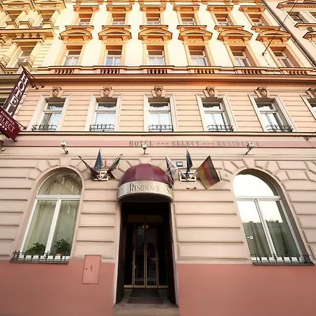 Select Hotel 3*