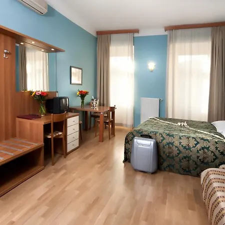 Select 3* Prague