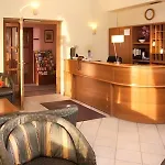 Select Otel 3*