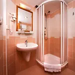 Select Otel 3*
