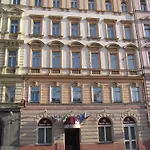Otel Select 3*