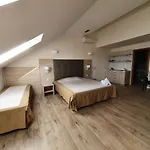 Otel Select 3*